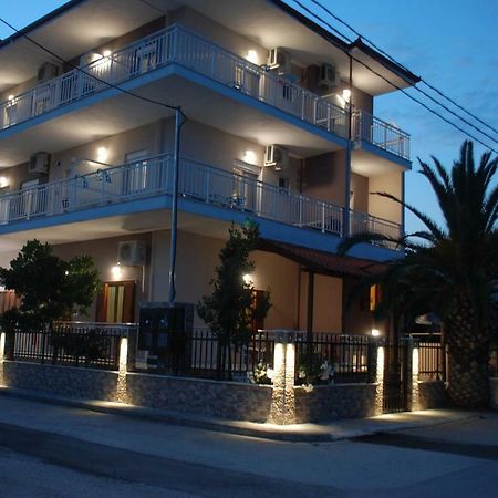 Angels Apartment Nea Vrasna Exterior photo